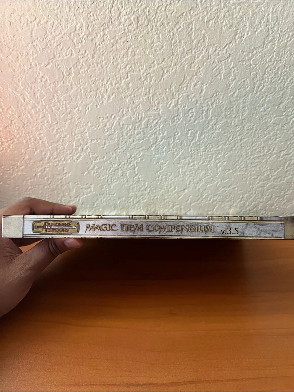 Dungeons & Dragons v.3.5 Magic Item Compendium Premium Edition Hardcover Book